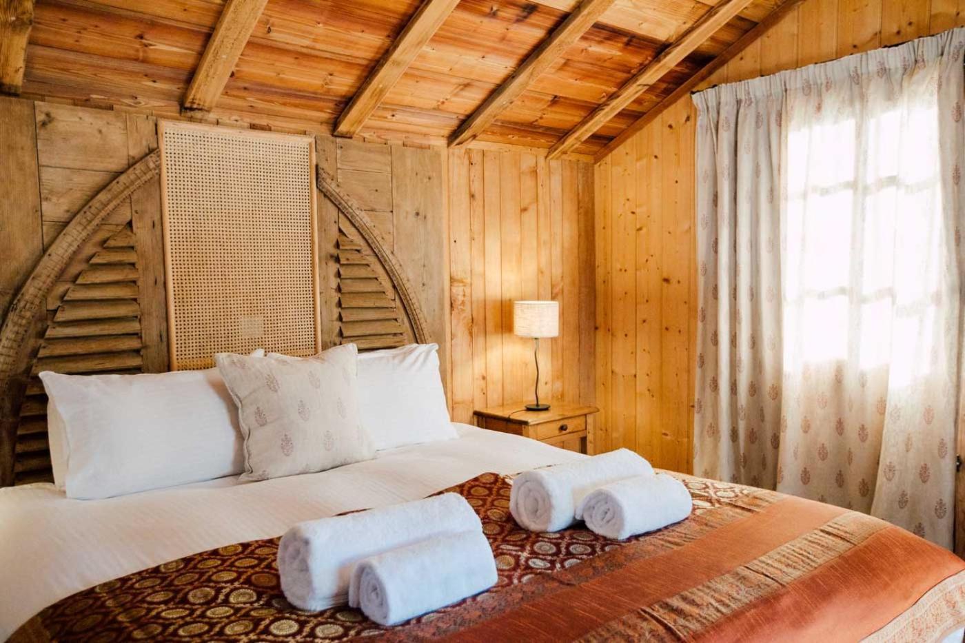 Hotel Mas De La Coutettaz, The Farmhouse Morzine Room photo