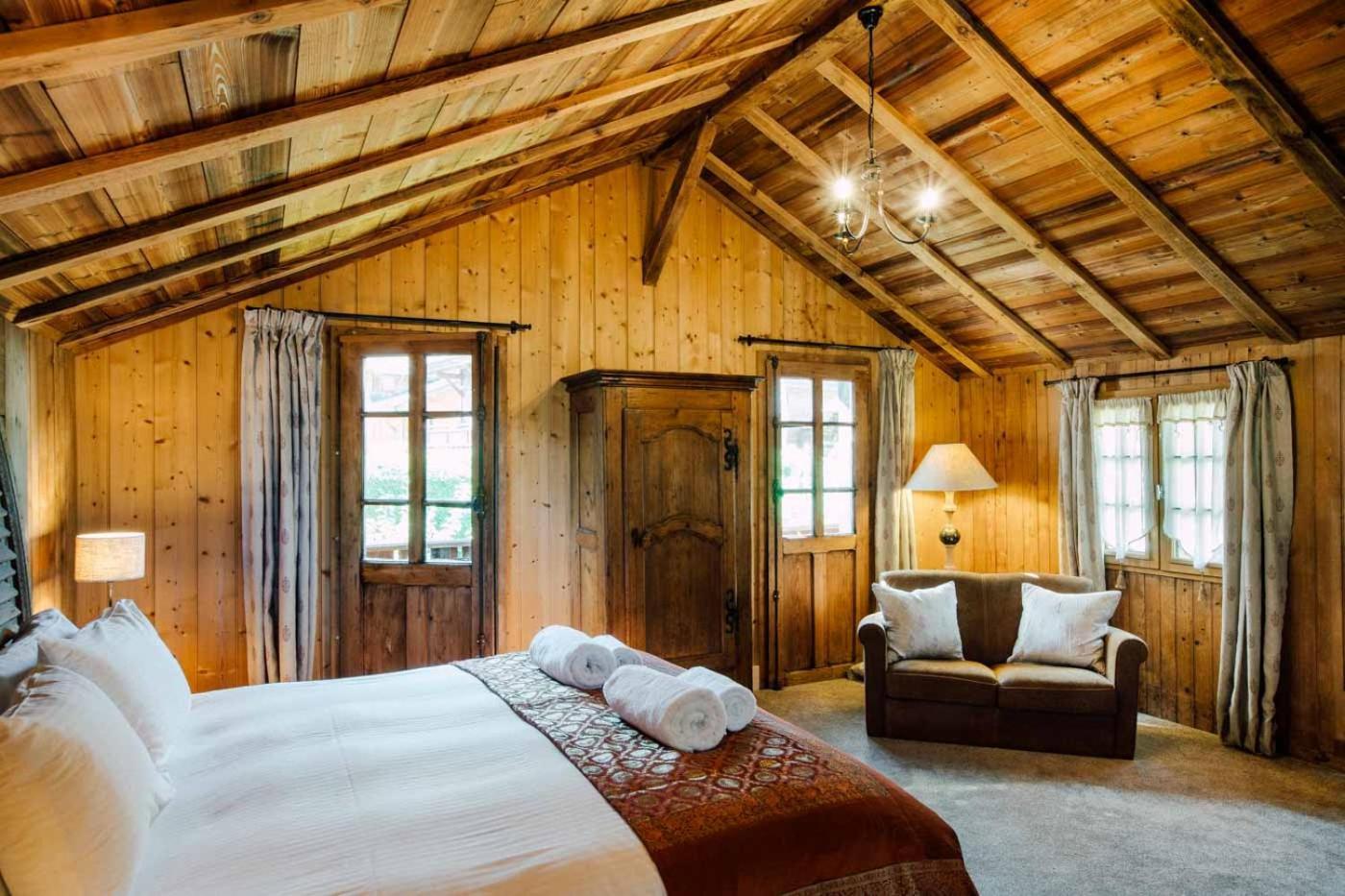 Hotel Mas De La Coutettaz, The Farmhouse Morzine Room photo